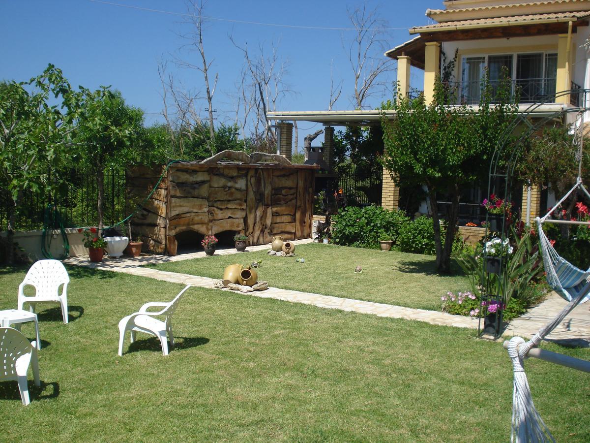 Iron House Apartment Agios Georgios  Exterior photo